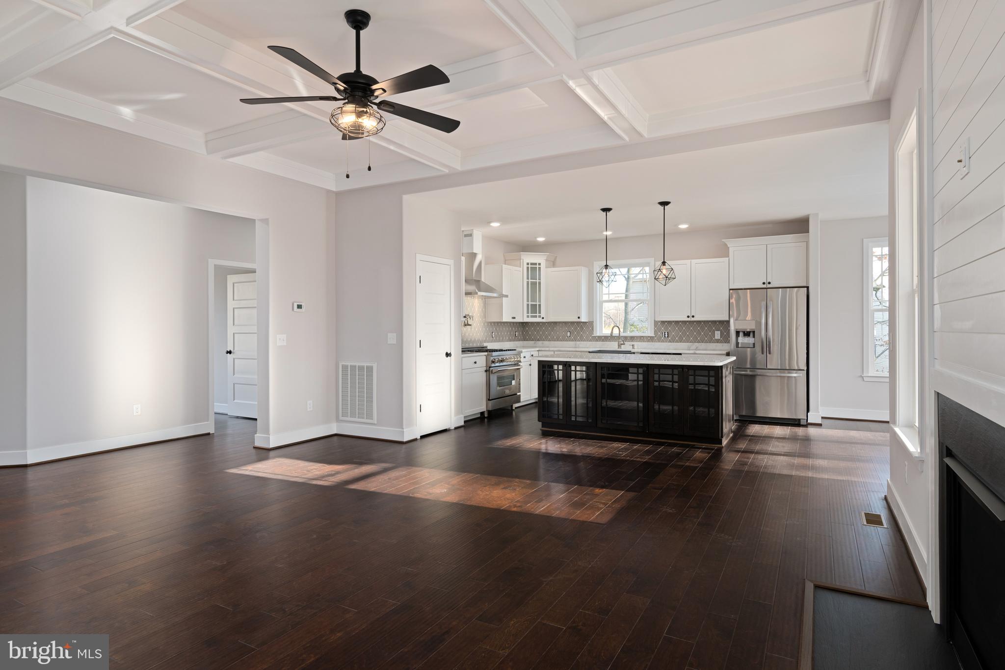 466 Courthouse Road Stafford, VA 22554 - Photo 8 of 40 COFFERED CEILINGS IN THE GREAT ROOM