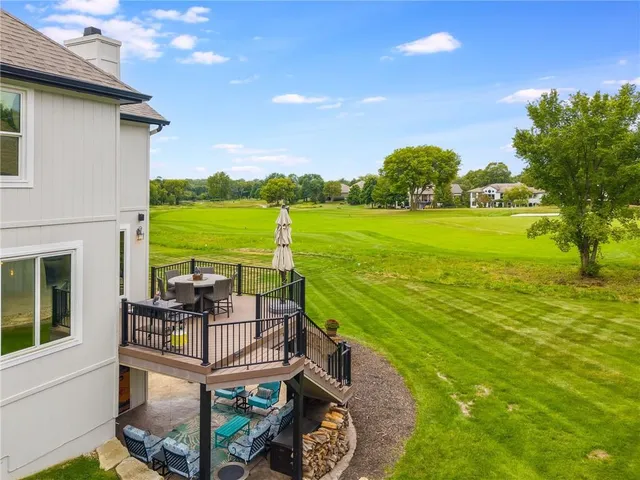 $875,000 | 10134 North Montgall Avenue, Kansas City, MO 64155