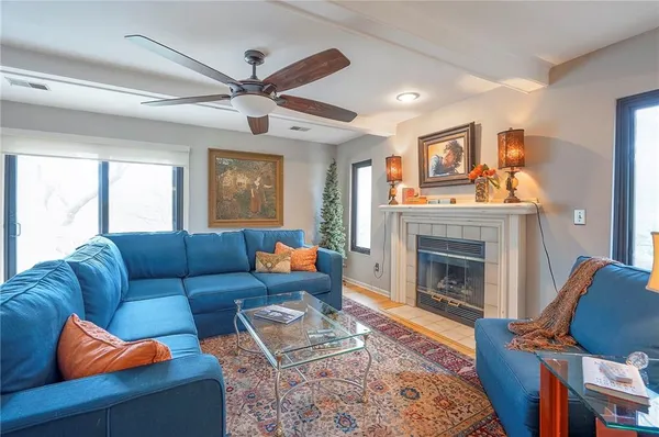 $220,000 | 5860 Park Street, Unit 12, Shawnee, KS 66216
