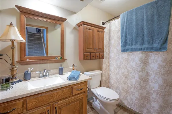 $220,000 | 5860 Park Street, Unit 12, Shawnee, KS 66216