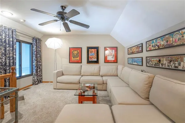 $220,000 | 5860 Park Street, Unit 12, Shawnee, KS 66216