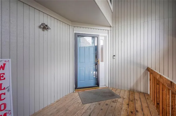 $220,000 | 5860 Park Street, Unit 12, Shawnee, KS 66216