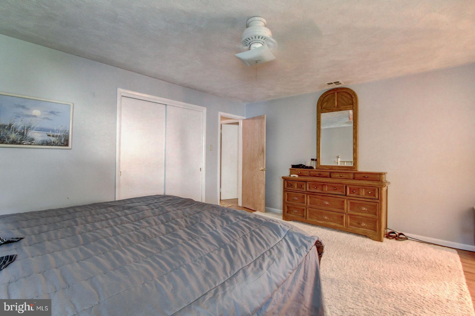 704 Clearmount Road York, PA 17403 - Photo 11 of 28 Gallery Image 11