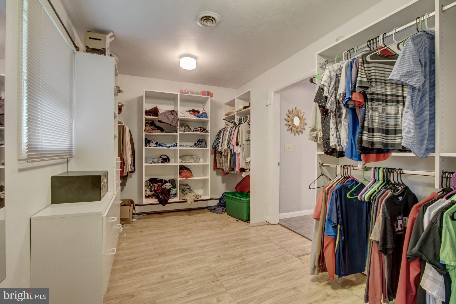 704 Clearmount Road York, PA 17403 - Photo 14 of 28 Gallery Image 14