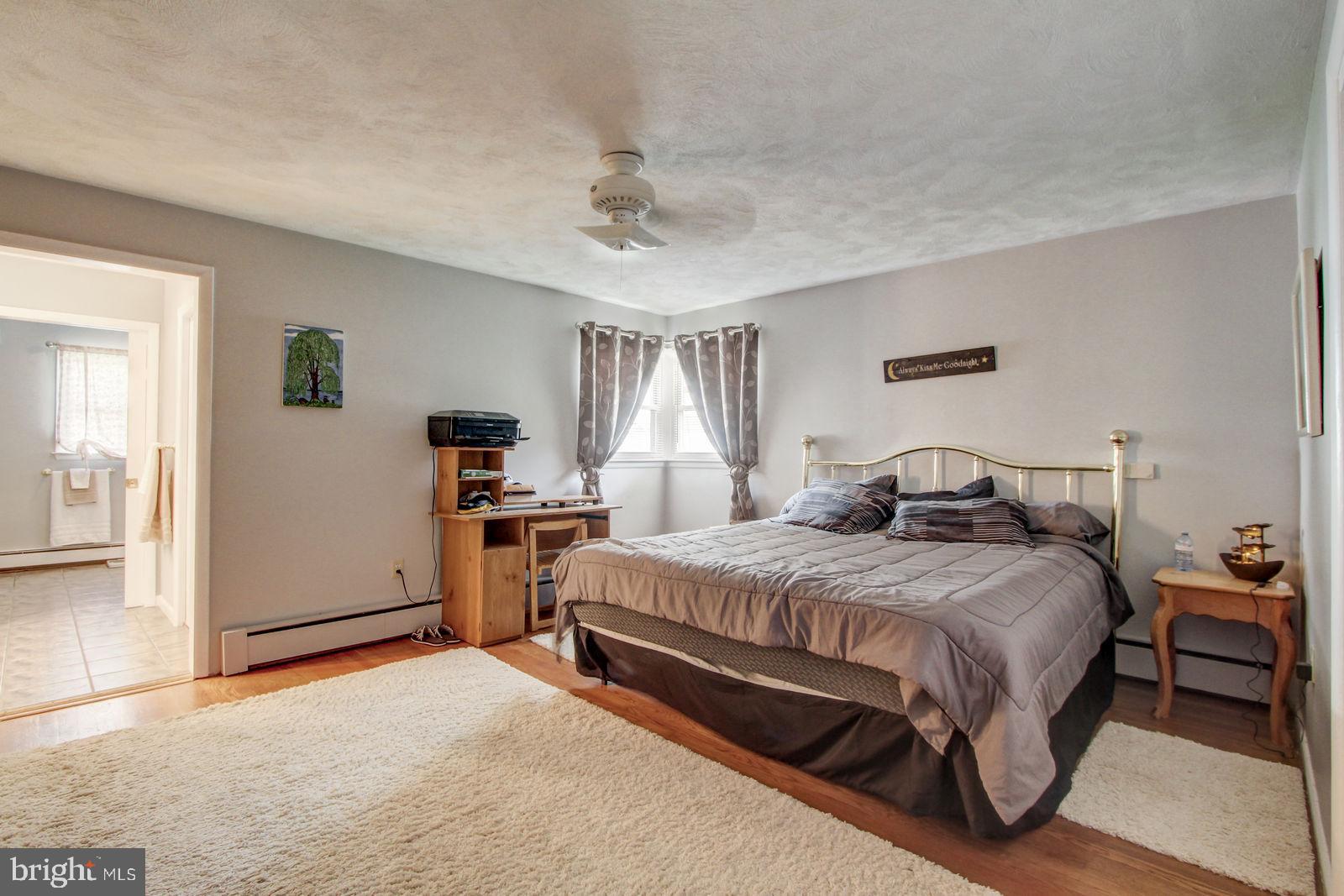 704 Clearmount Road York, PA 17403 - Photo 10 of 28 Gallery Image 10