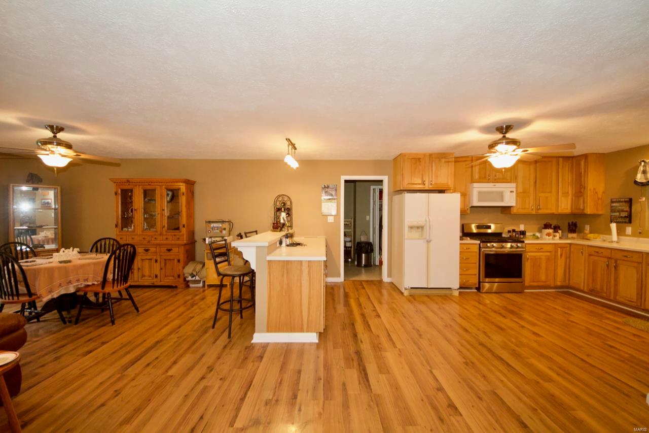 1345 Vines Road Cobden, IL 62920 - Photo 13 of 35 Gallery Image 13
