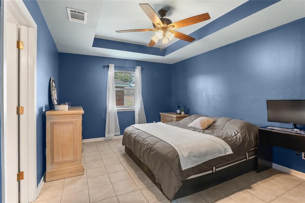 122 Badalamenti Street Luling, LA 70070 - Photo 5 of 12