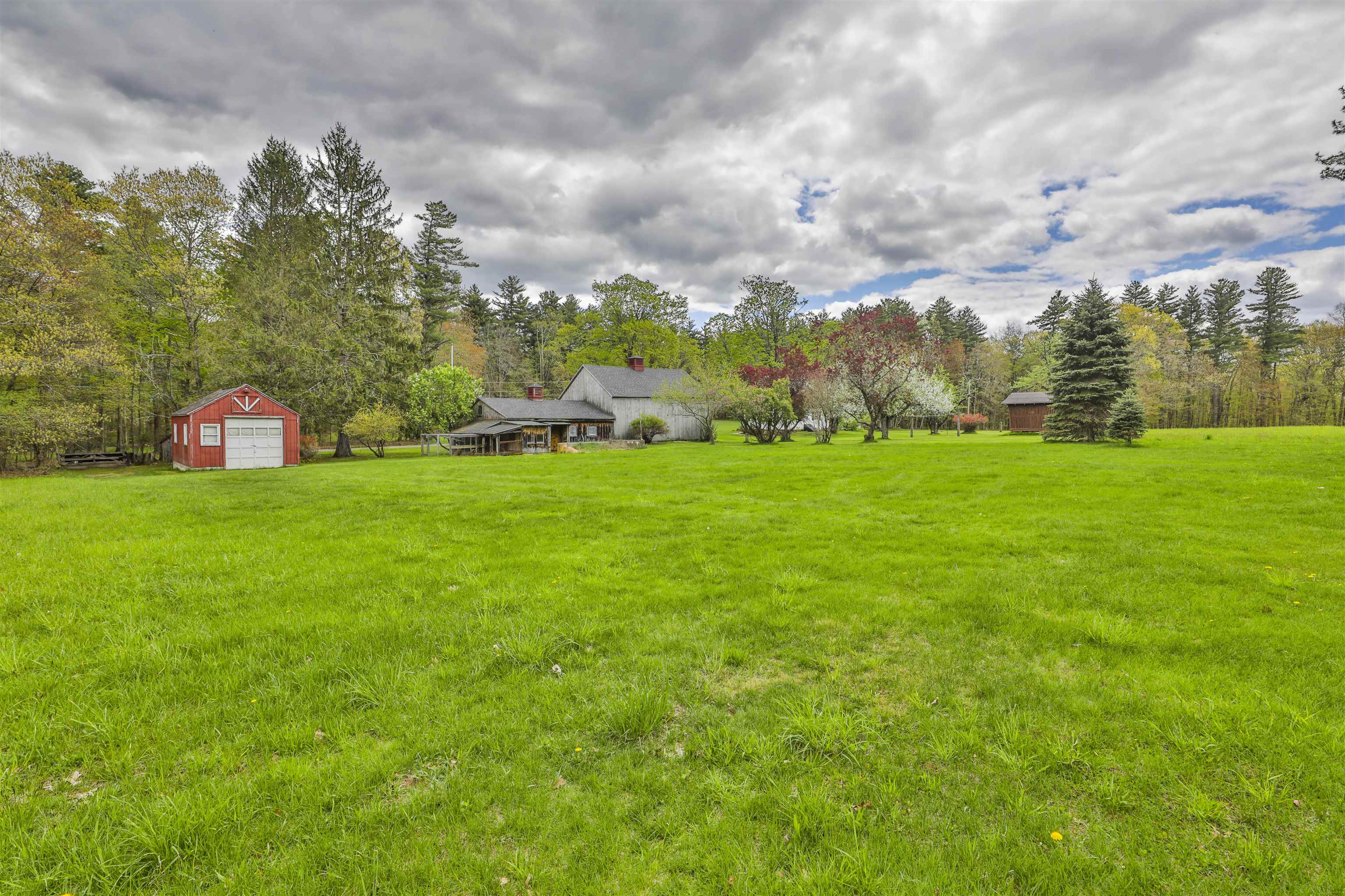 1 Featherbed Lane Derry, NH 03038 - Photo 32 of 46