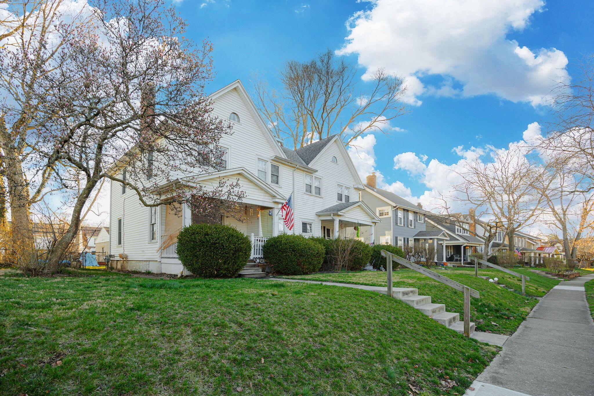 928 Timberman Road, Unit 928932 Columbus, OH 43212 - Photo 2 of 8 2-web-or-mls-932 Timberman Road 002