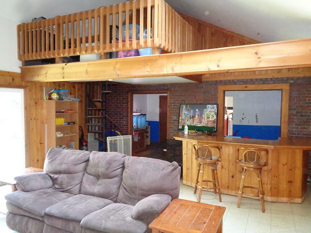62 Ridgewood Drive Russell, MA 01071 - Photo 2 of 20 Gallery Image 2