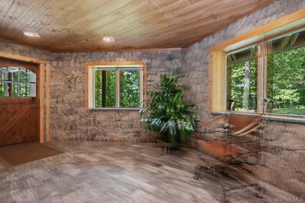 33 Cimarron Road Putnam Valley, NY 10579 - Photo 27 of 49