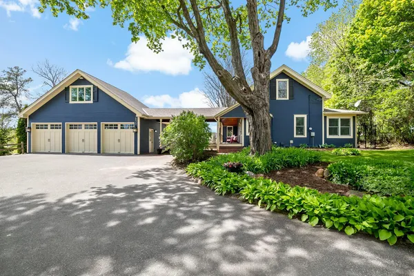 $838,999 | 5830 Club Lane, Excelsior, MN 55331