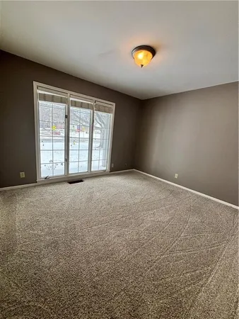 $335,000 | 522 Ohio Street, Pittsburg, KS 66762