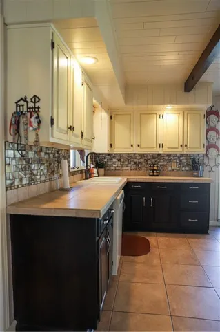 $335,000 | 522 Ohio Street, Pittsburg, KS 66762