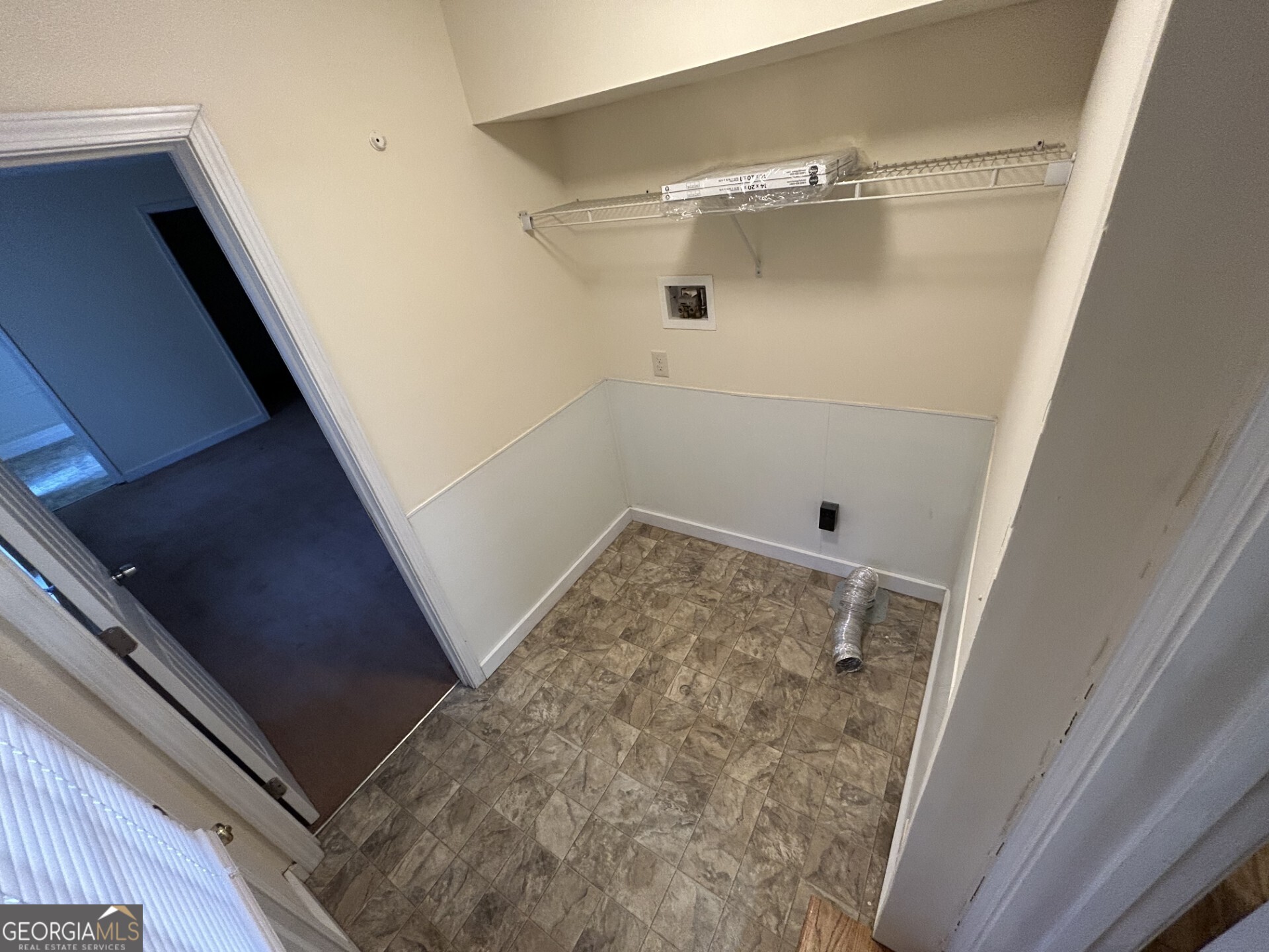 201 Mt Moriah Road, Unit 1 Auburn, GA 30011 - Photo 13 of 15 Laundry room