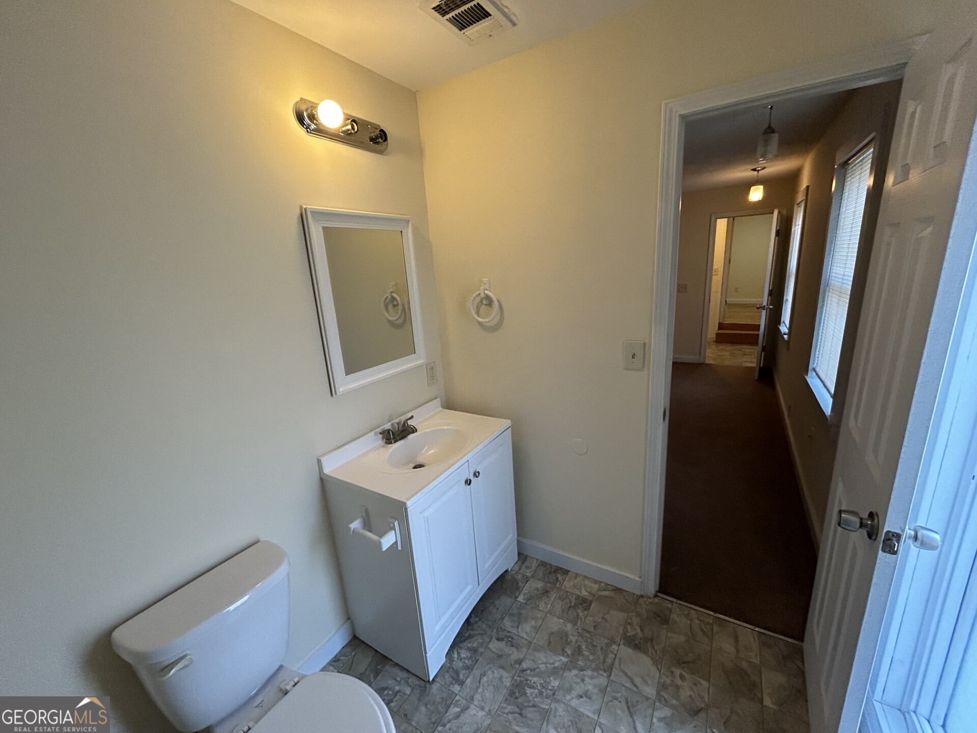 201 Mt Moriah Road, Unit 1 Auburn, GA 30011 - Photo 7 of 15 Master bath