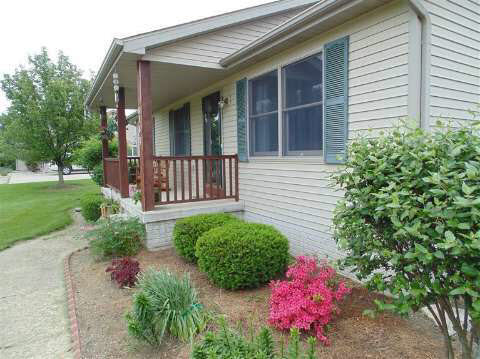 8387 Coldwater Road Flushing, MI 48433 - Photo 2 of 29 20372827-1.JPG