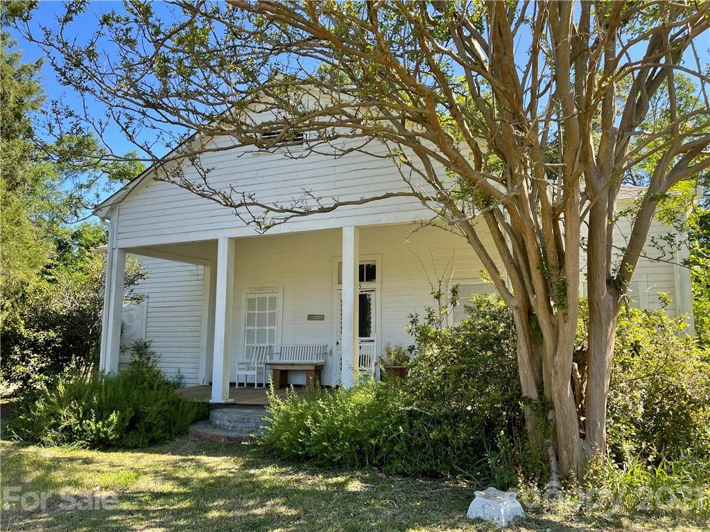 3115 Powe Road Wallace, SC 29596 - Photo 2 of 8 a view of a house with a yard