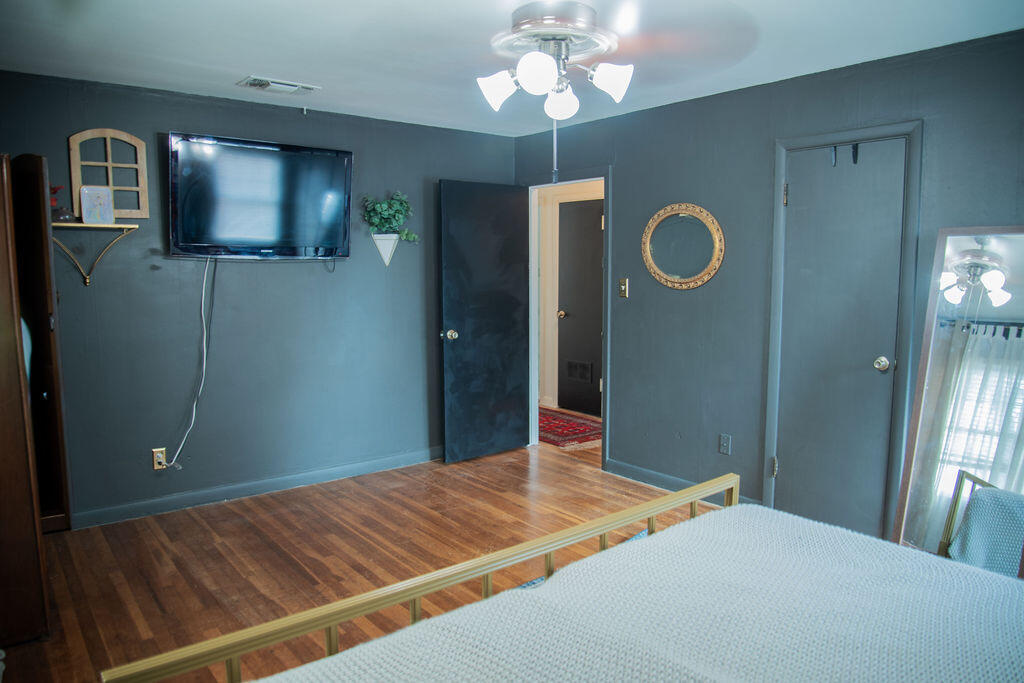 4012 44th Street Lubbock, TX 79413 - Photo 25 of 39 IMG_1801