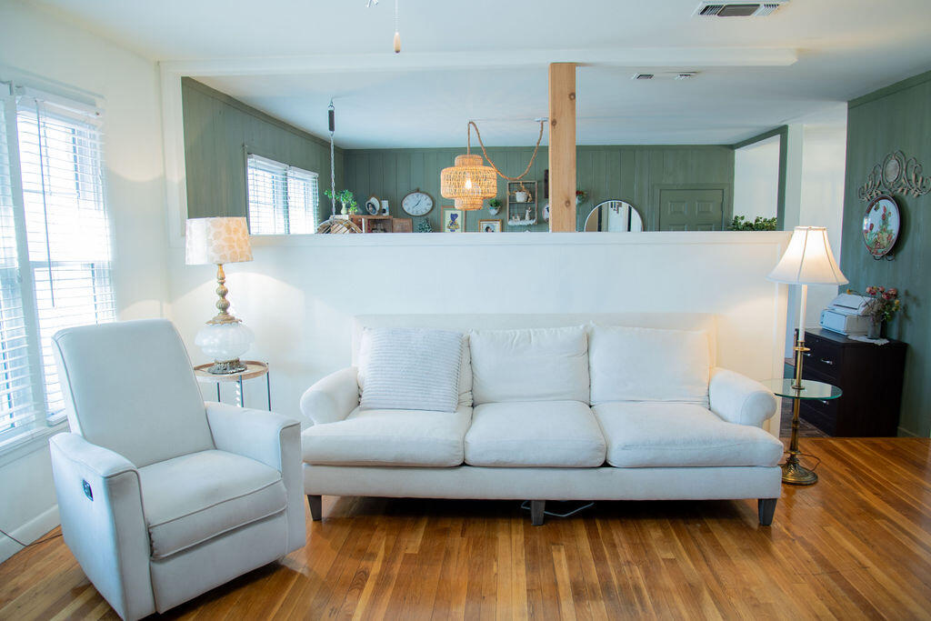 4012 44th Street Lubbock, TX 79413 - Photo 3 of 39 IMG_1826