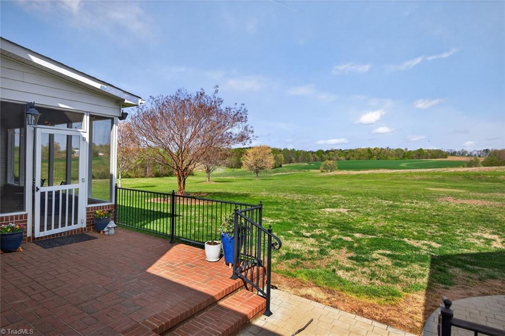363 Kiger Road Pinnacle, NC 27043 - Photo 38 of 46