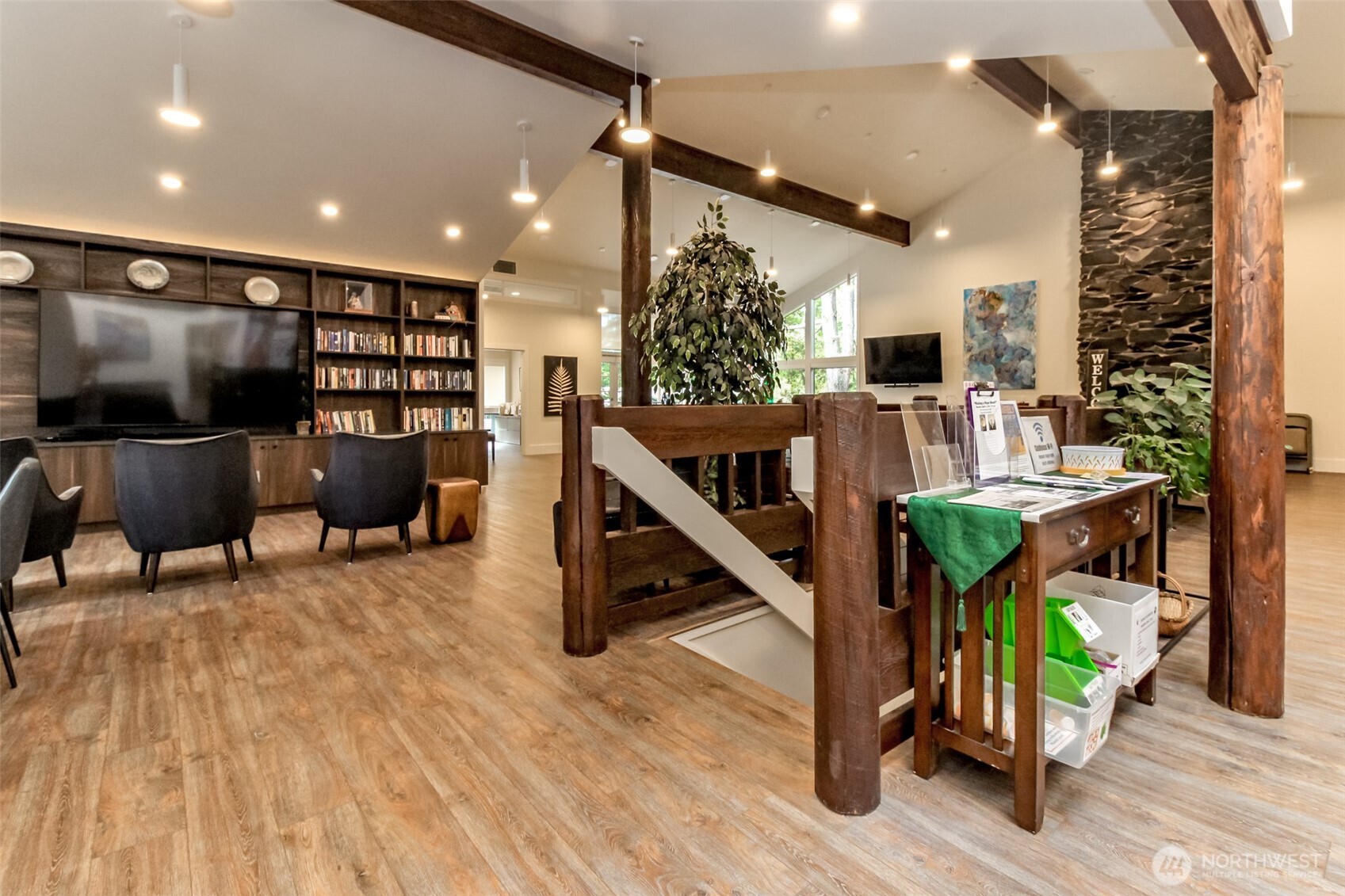 2500 South 370th Street, Unit 54 Federal Way, WA 98003 - Photo 26 of 40 a living room with furniture and wooden floor