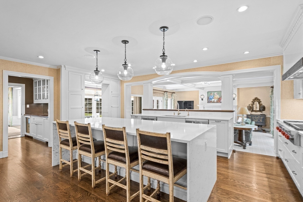 200 Cliff Road Wellesley, MA 02481 - Photo 16 of 41