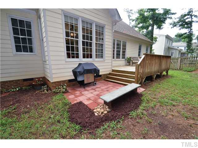 1611 Weatherford Circle Raleigh, NC 27604 - Photo 24 of 25 Patio/Deck