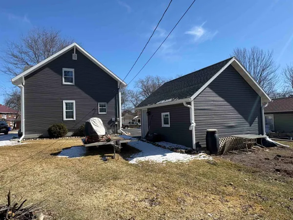 $299,900 | 107 South 2nd Street, Bonduel, WI 54107