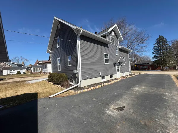 $299,900 | 107 South 2nd Street, Bonduel, WI 54107