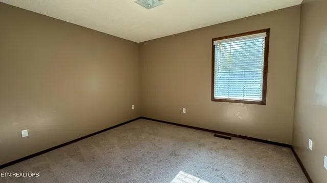 $215,000 | 3561 Grave Hill Road, Oneida, TN 37841