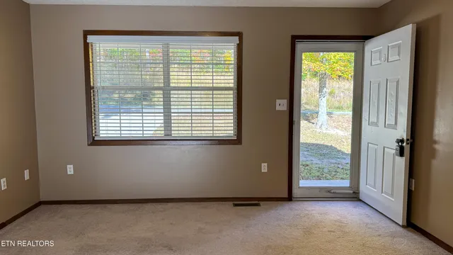 $215,000 | 3561 Grave Hill Road, Oneida, TN 37841