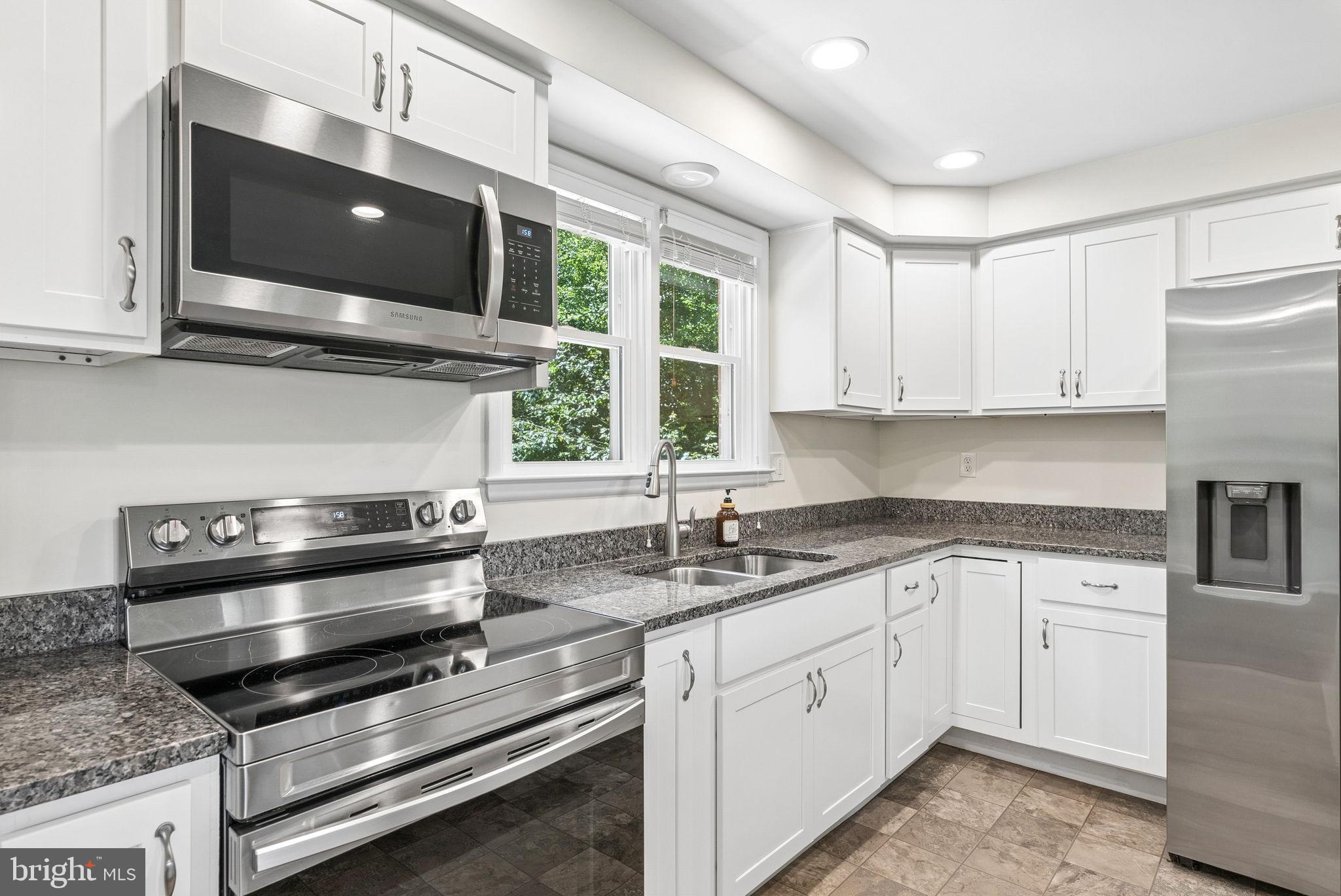 1316 Providence Road Towson, MD 21286 - Photo 3 of 51