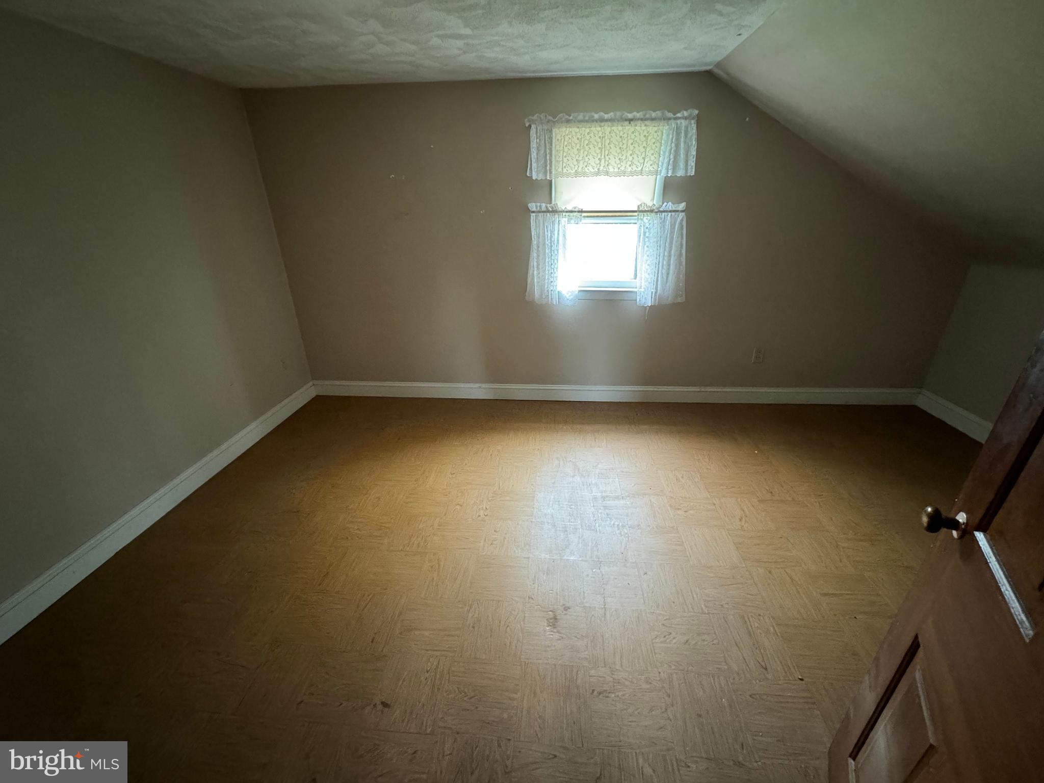 4703 Fake Road York, PA 17406 - Photo 8 of 9 Gallery Image 8