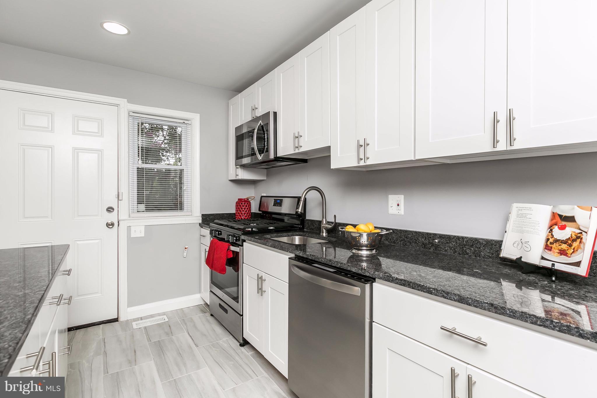 3827 Monterey Road Baltimore, MD 21218 - Photo 9 of 30 Brand New Appliances