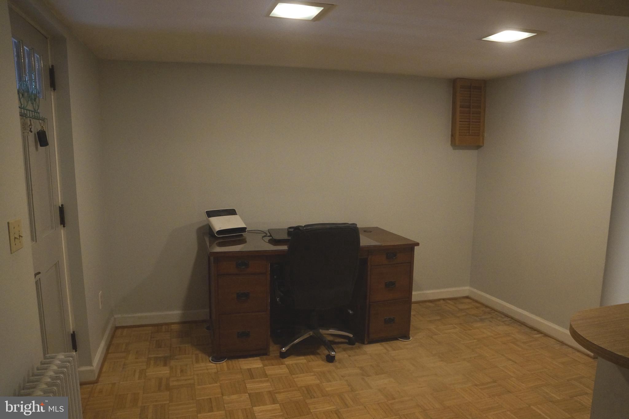 5018 South Chesterfield Road Arlington, VA 22206 - Photo 25 of 68 Office area in basement