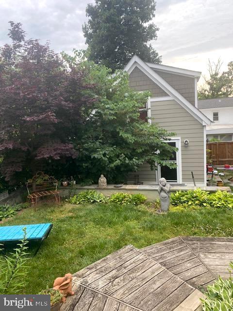 5018 South Chesterfield Road Arlington, VA 22206 - Photo 36 of 68 View of two story shed