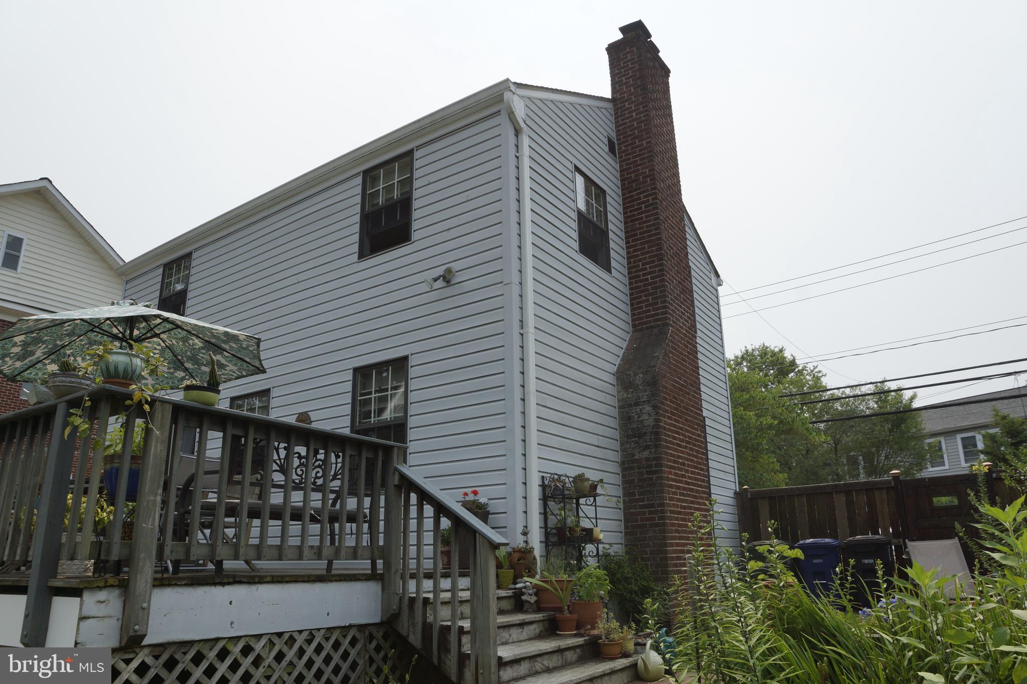 5018 South Chesterfield Road Arlington, VA 22206 - Photo 51 of 68 Side view from cement patio