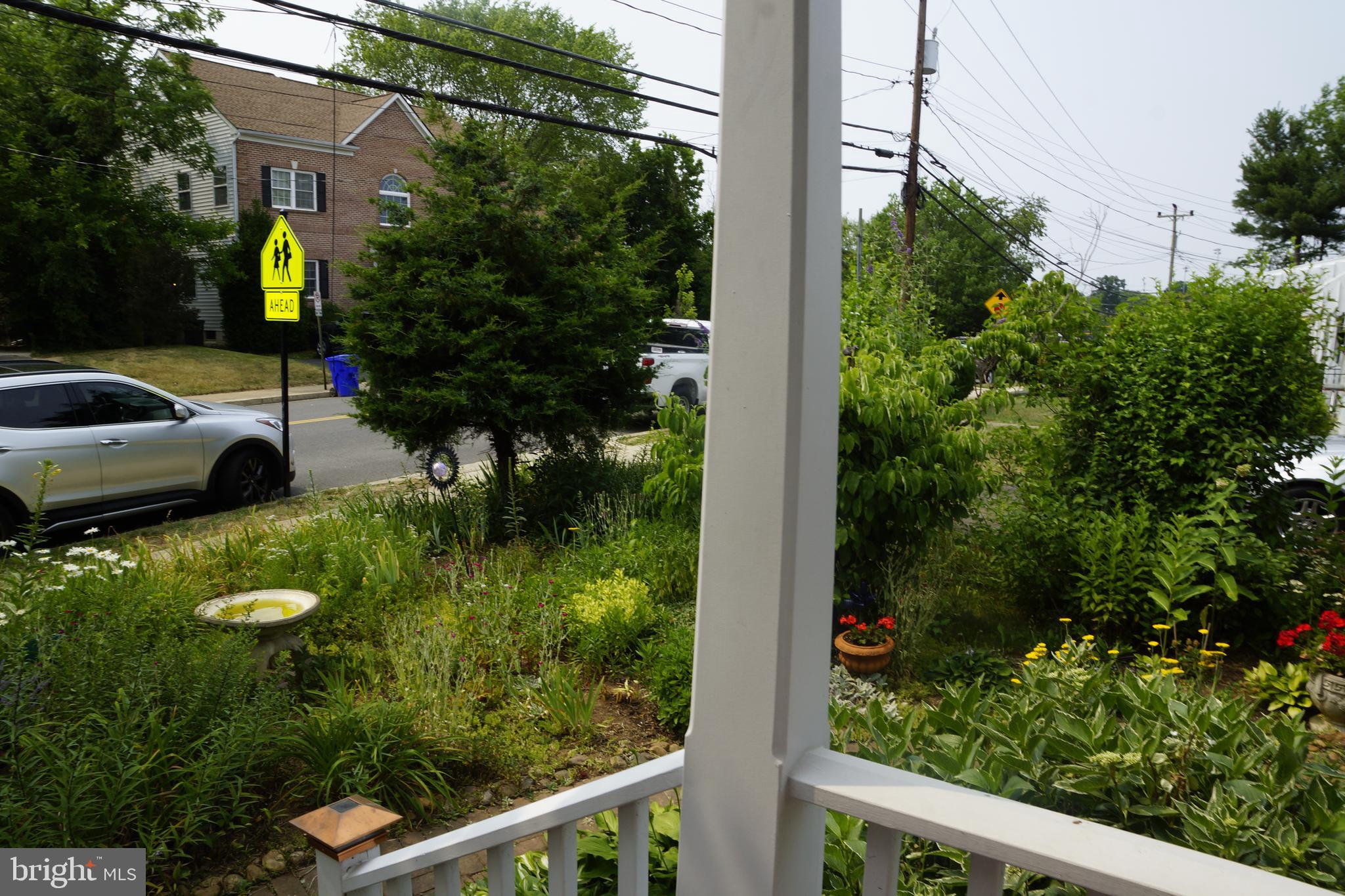5018 South Chesterfield Road Arlington, VA 22206 - Photo 58 of 68 View from front porch