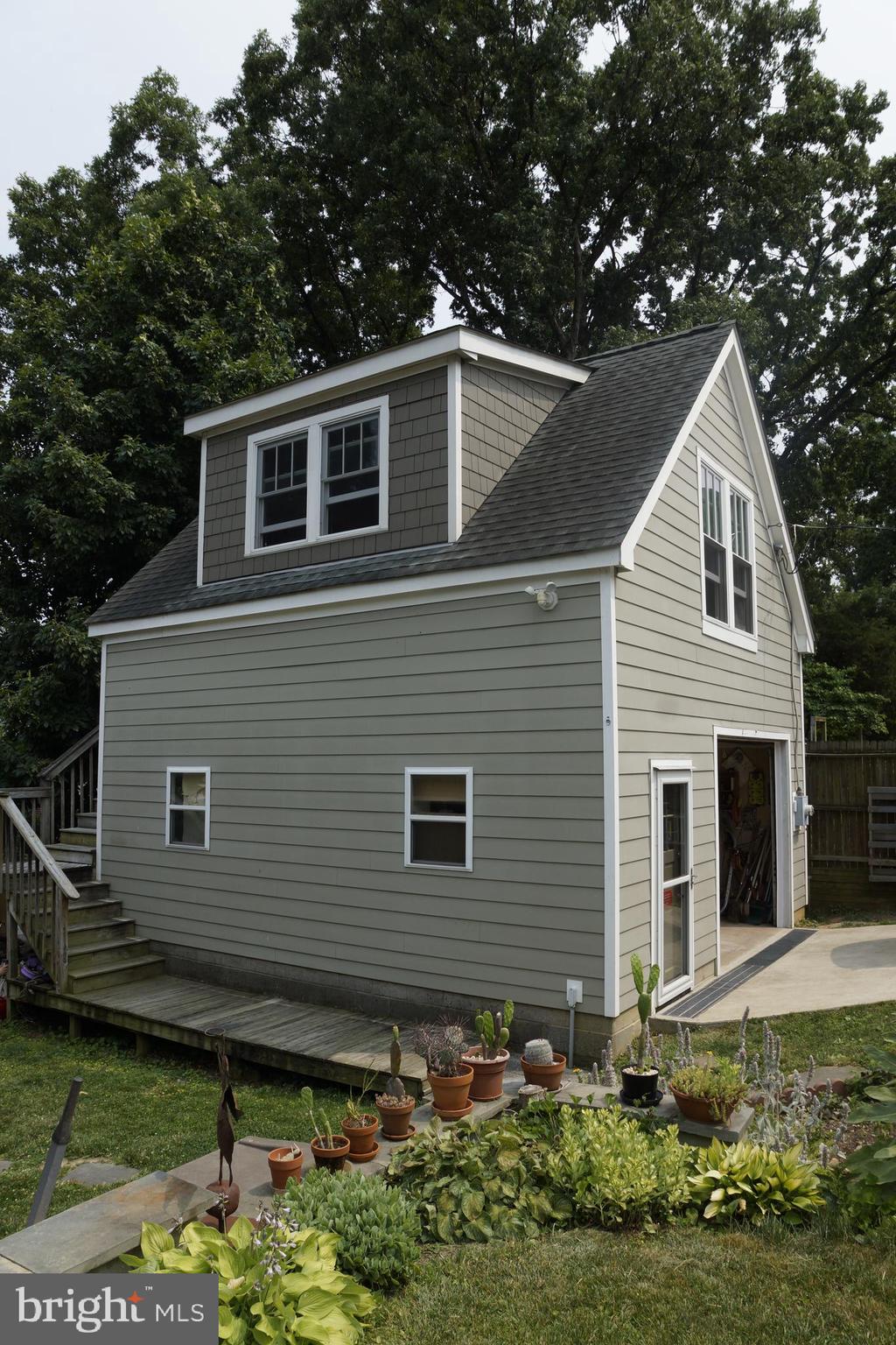 5018 South Chesterfield Road Arlington, VA 22206 - Photo 59 of 68 "She Shed"