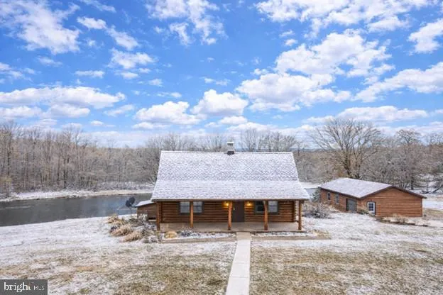 $500,000 | 325 Saddlebred Drive, Hedgesville, WV 25427