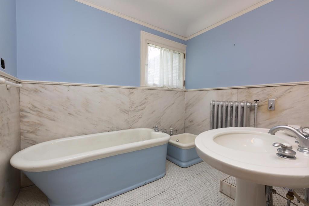 11 Cottage Farms Road Cape Elizabeth, ME 04107 - Photo 31 of 34 Additional full bath on 2nd floor
