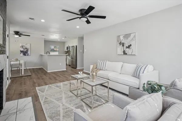 $2,350 | 2717 El Tivoli Drive, Dallas, TX 75211