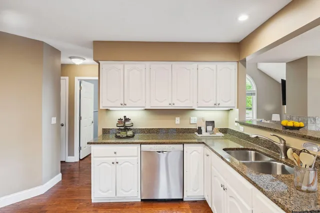 $475,000 | 15655 17th Place North, Plymouth, MN 55447