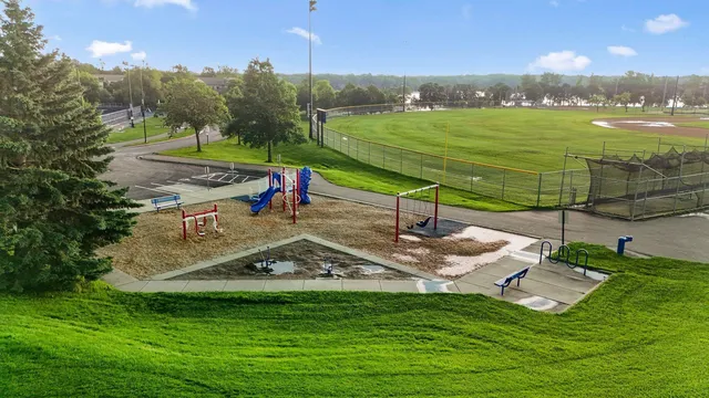 $475,000 | 15655 17th Place North, Plymouth, MN 55447