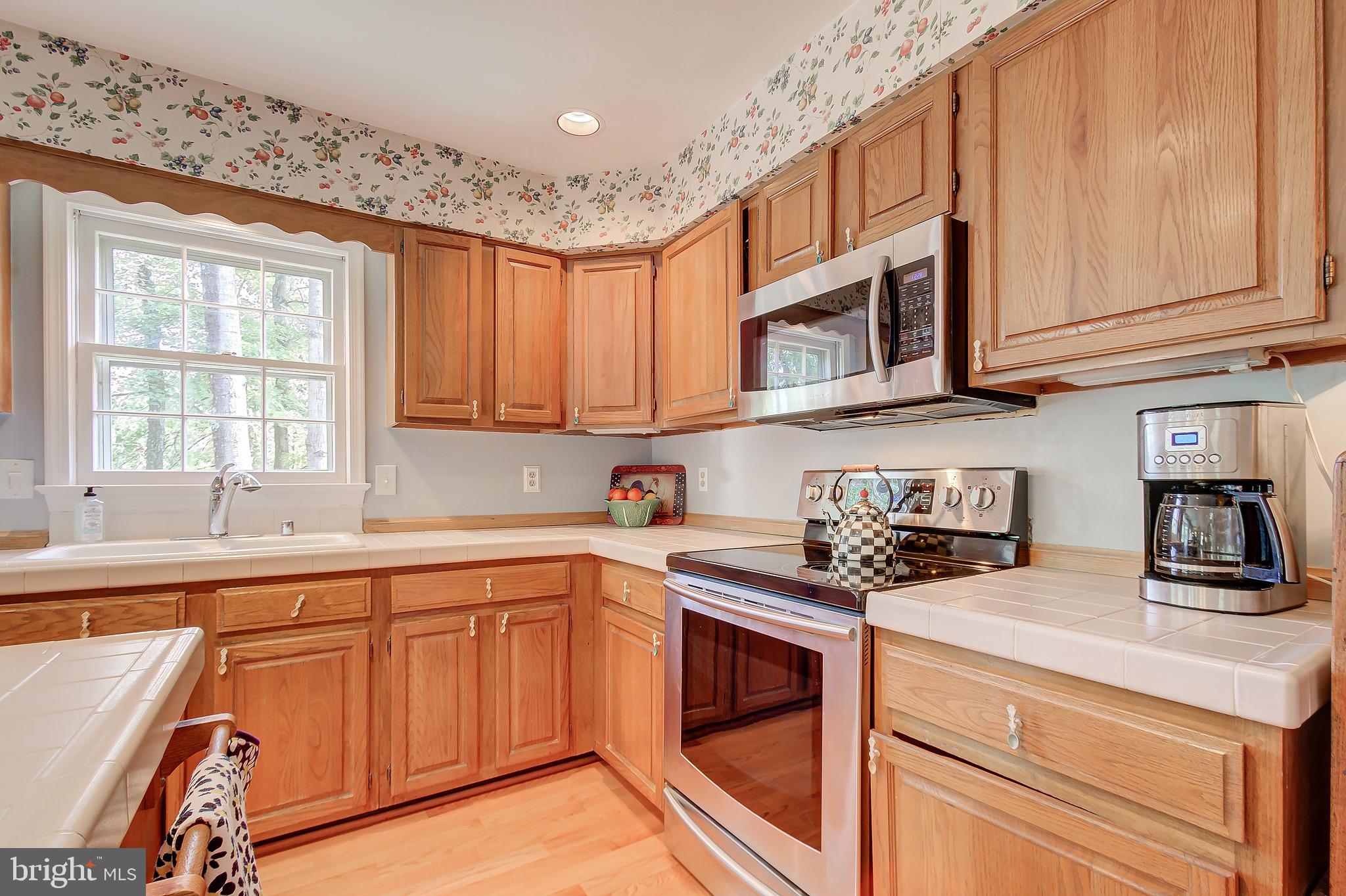 11972 Grey Squirrel Lane Reston, VA 20194 - Photo 19 of 70