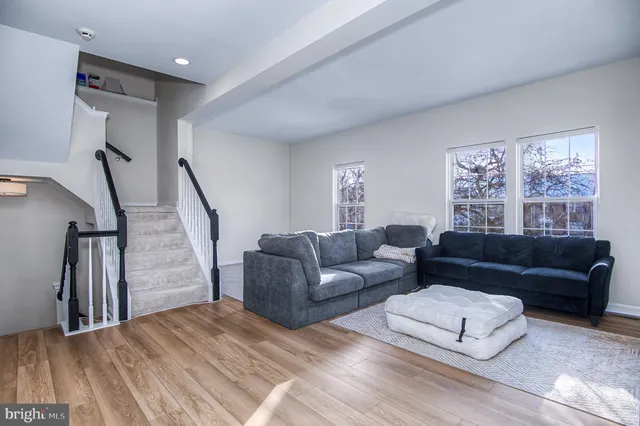 $2,950 | 10159 Elgin Way, Bristow, VA 20136