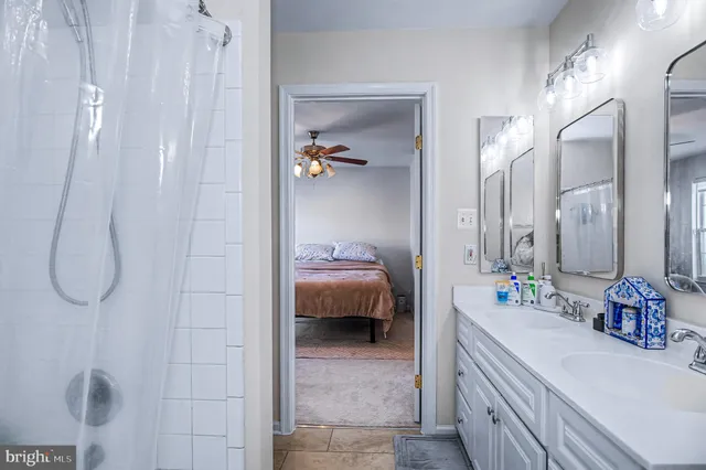 $2,950 | 10159 Elgin Way, Bristow, VA 20136