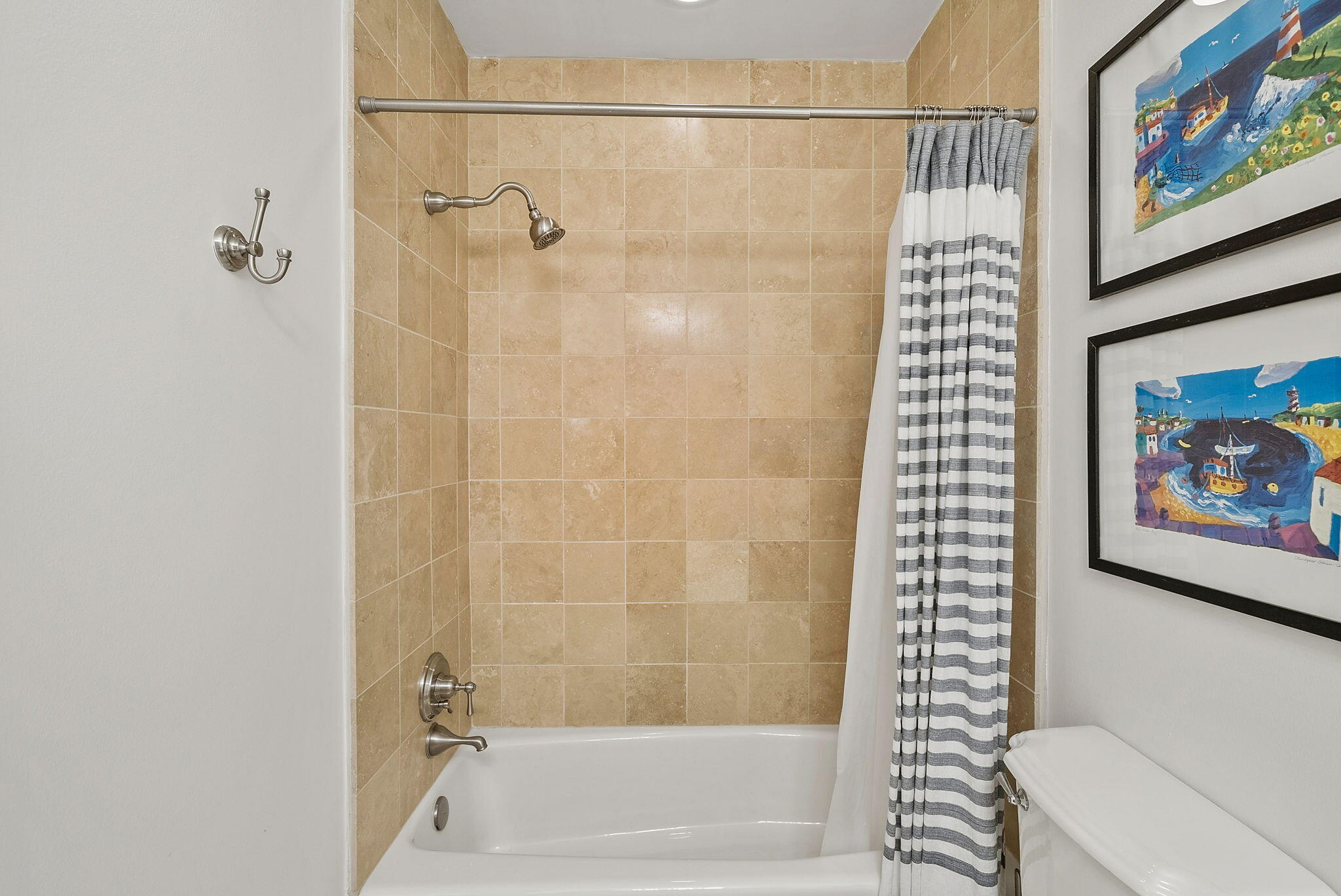 1653 West County Highway 30A, Unit 2105 Santa Rosa Beach, FL 32459 - Photo 25 of 42 a bathroom with a shower and a bathtub