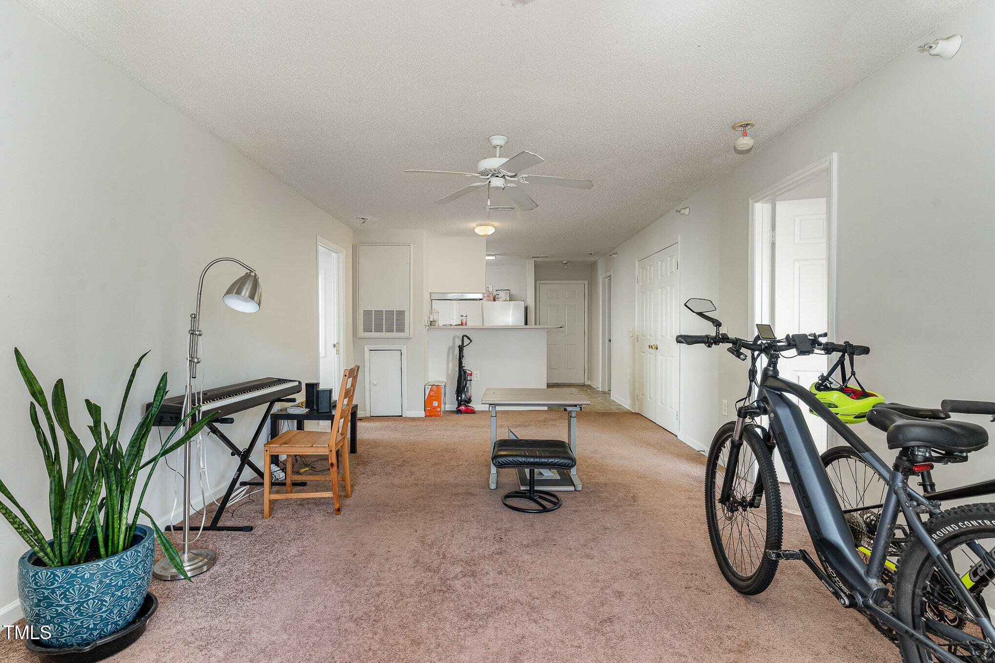 2020 University Woods Road, Unit 203 Raleigh, NC 27603 - Photo 4 of 16 004_dsc00010-edit_406